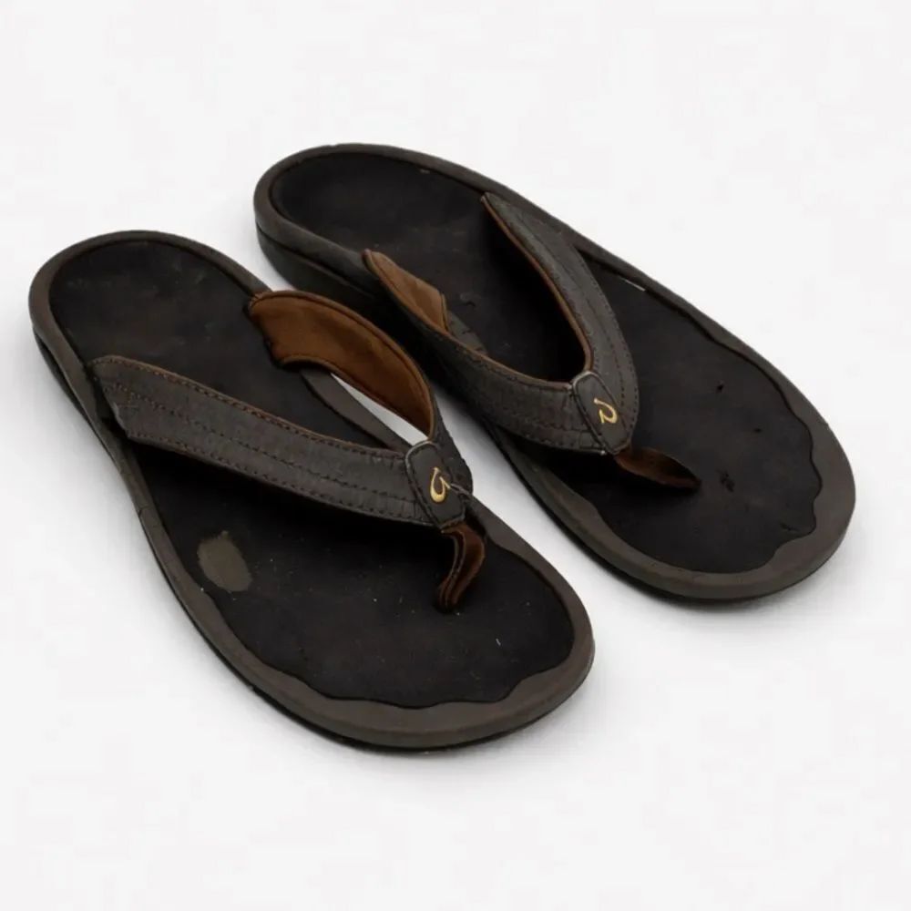 OluKai Leather Thong Sandals Brown Women’s size 6